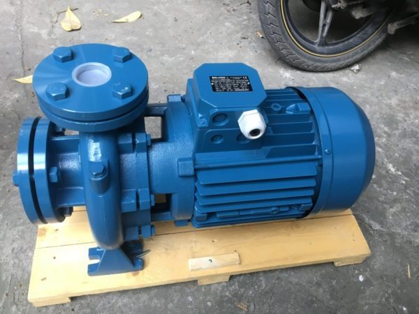 Máy bơm nước lên nhà cao tầng